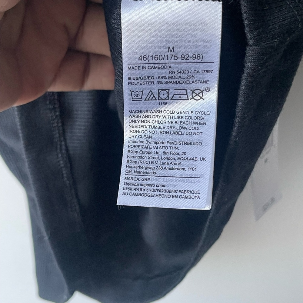 GAP Black Ribbed Tank Top - Picture 8 of 8